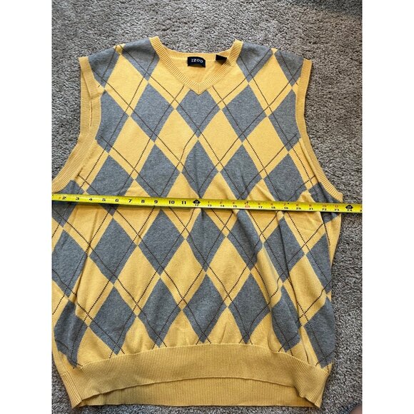 Izod Mens Sleeveless Argyle Sweater Vest Yellow Gray Size L Classic Preppy Knit - Picture 3 of 10